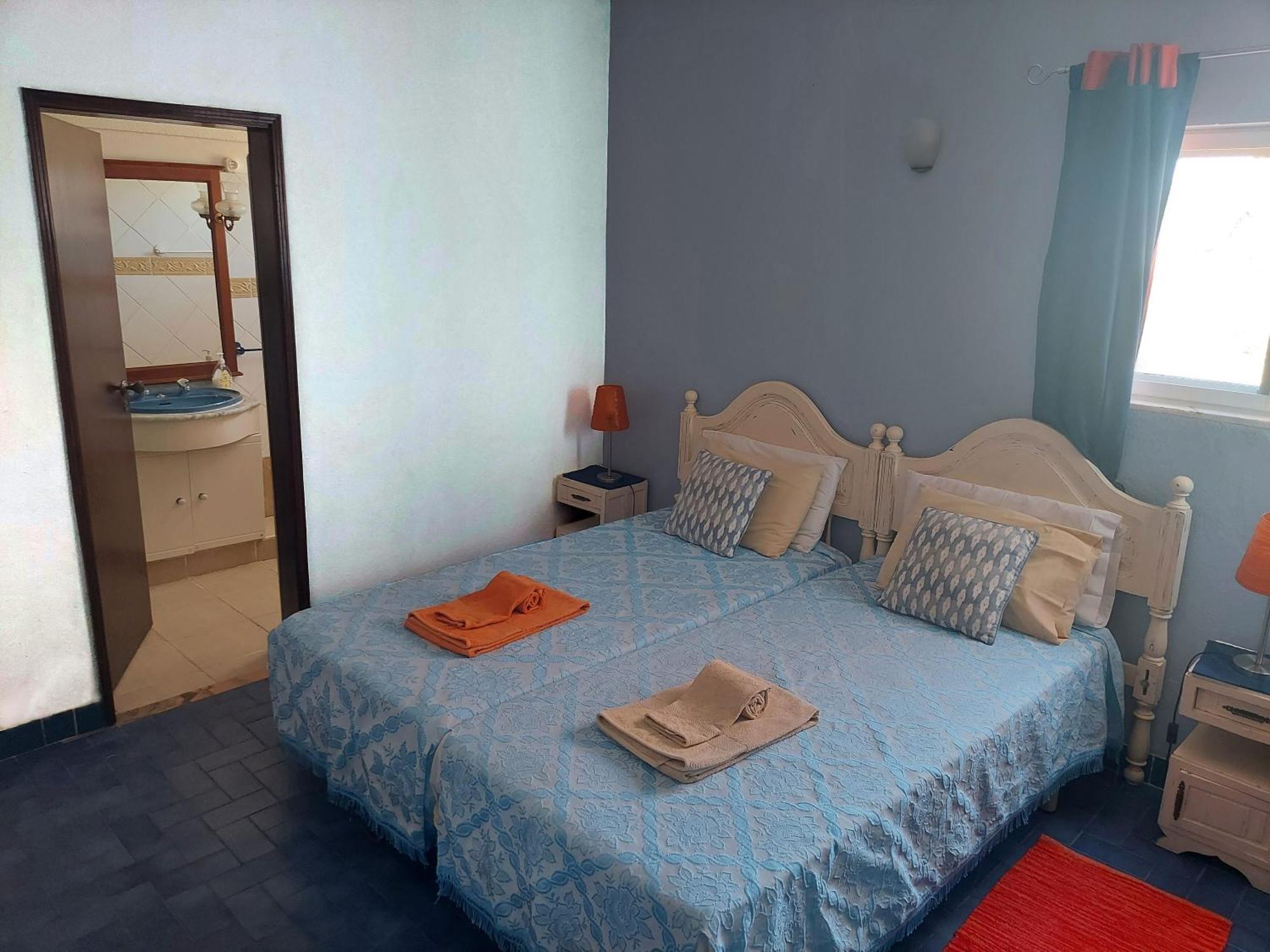 Hotel Vivenda Os Silvas à Odiáxere Extérieur photo