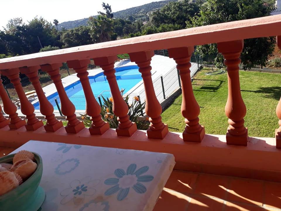 Hotel Vivenda Os Silvas à Odiáxere Extérieur photo