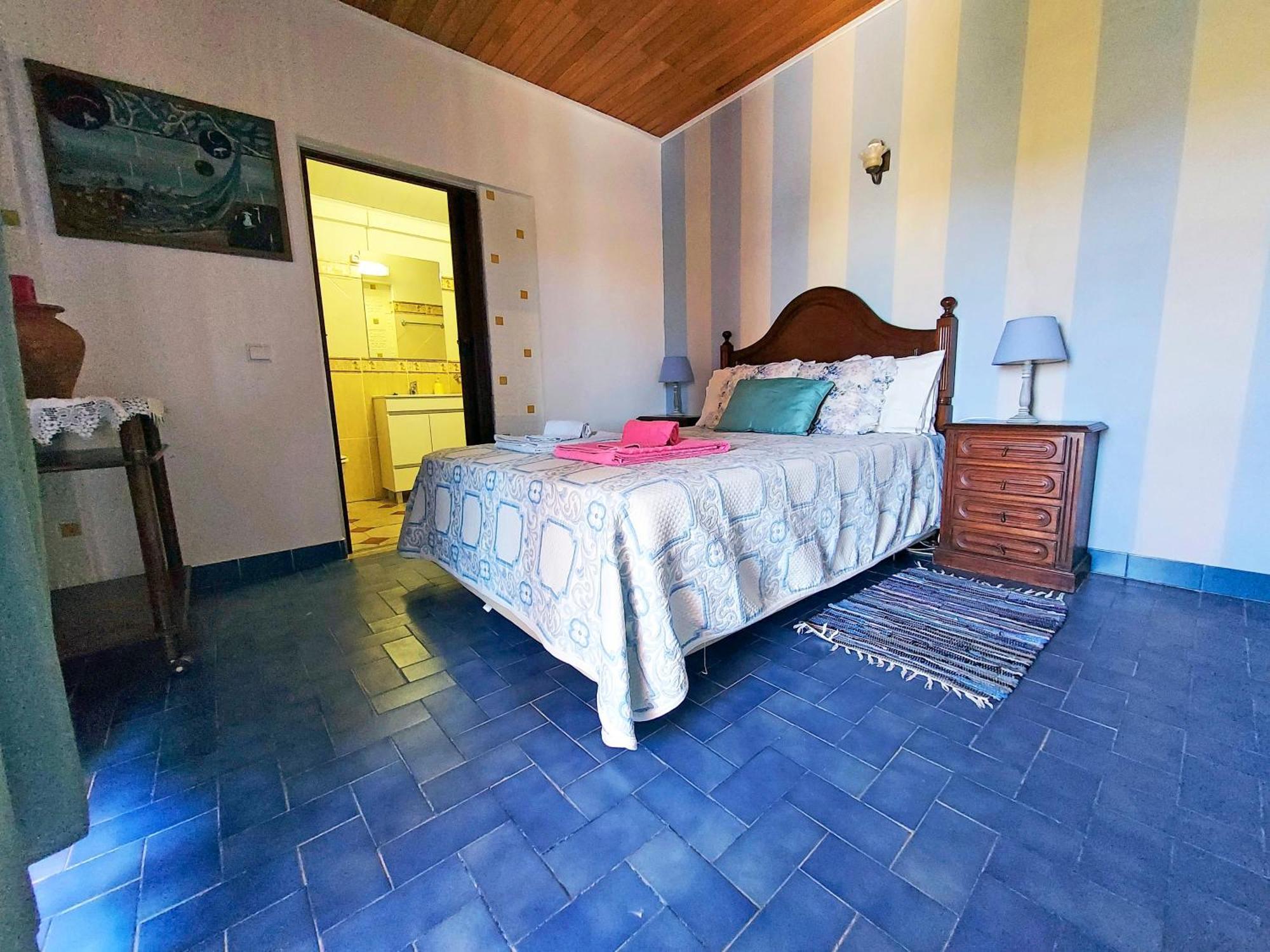 Hotel Vivenda Os Silvas à Odiáxere Extérieur photo